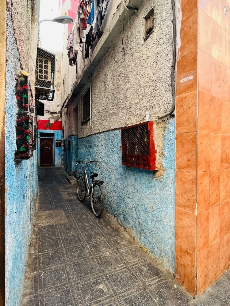 strategies for discovering hidden gems in local communities